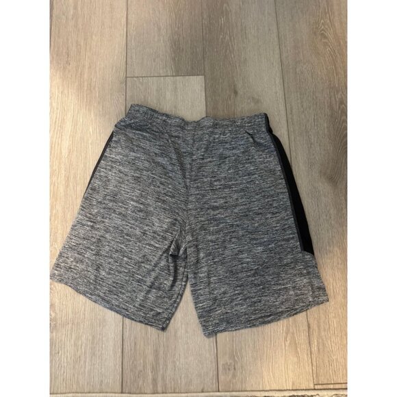 Layer Shorts Mens Large Gray Black Straight Leg Pleated Front Elastic Waist - Picture 7 of 7